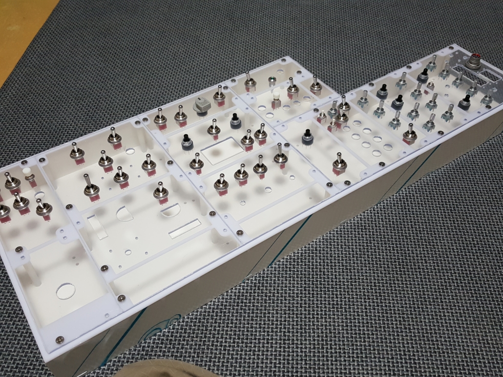 Right Console (switch installation)